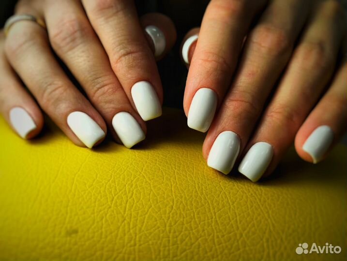 Маникюр гель-лак Приокский район (младший мастер)