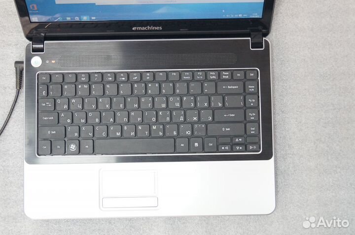Acer emachines D440 i3 M350 14