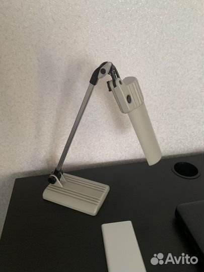 Лампа настольная