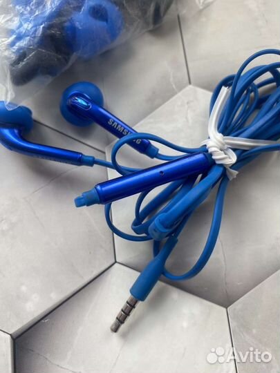 Проводные наушники samsung