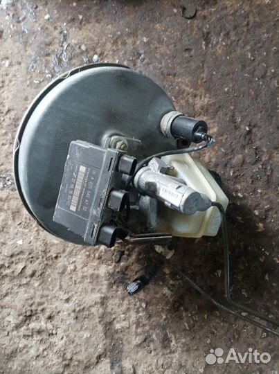 Вакуумный усилитель тормозов Mercedes Clk W208