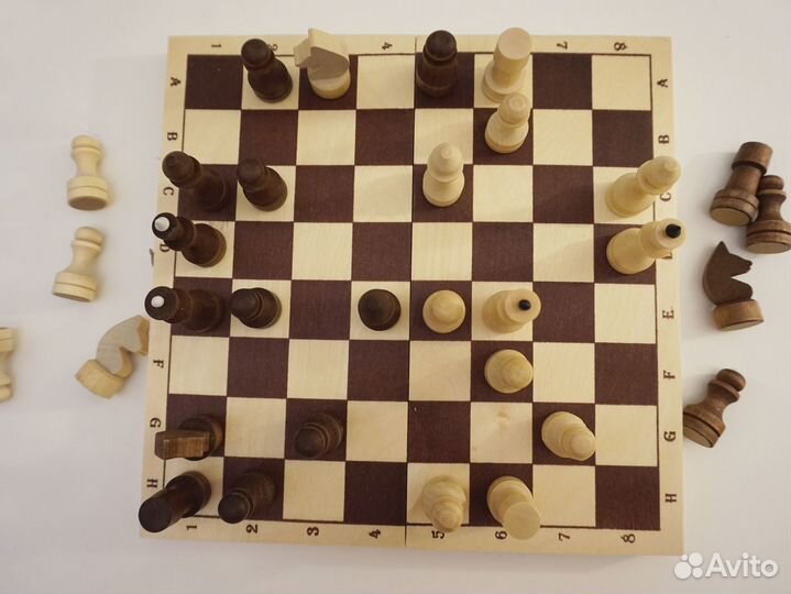 Шахматы деревянные