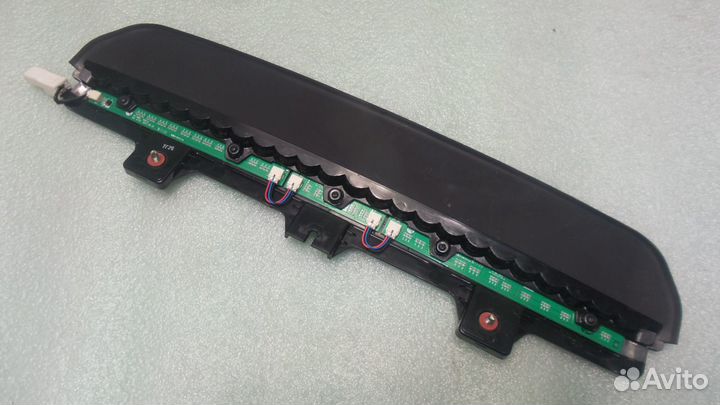 Genesis G70 дополнительный стоп сигнал