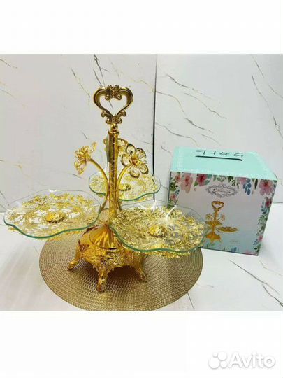 Ваза трехъярусная для фруктов. Новая