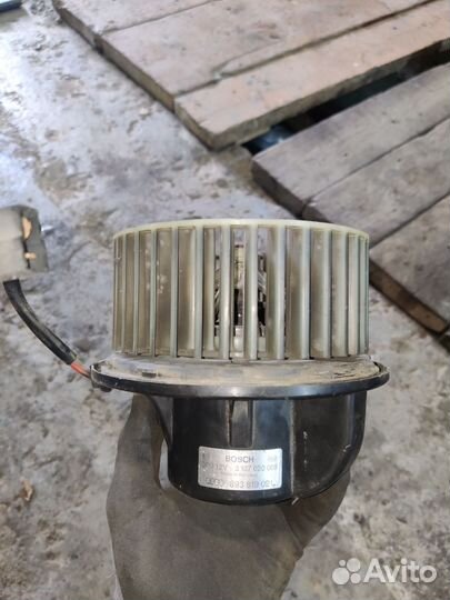 Моторчик печки audi 80 b3