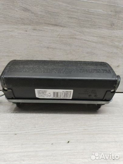 Airbag передний Mercedes E-Class W211 OM642 2008