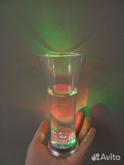 Светящийся стакан