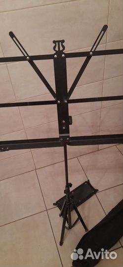 Пюпитр и подставка