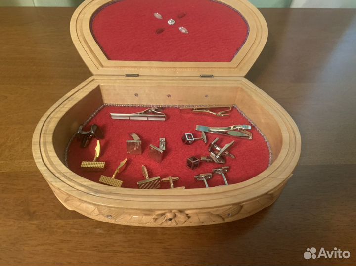 Шкатулка резная