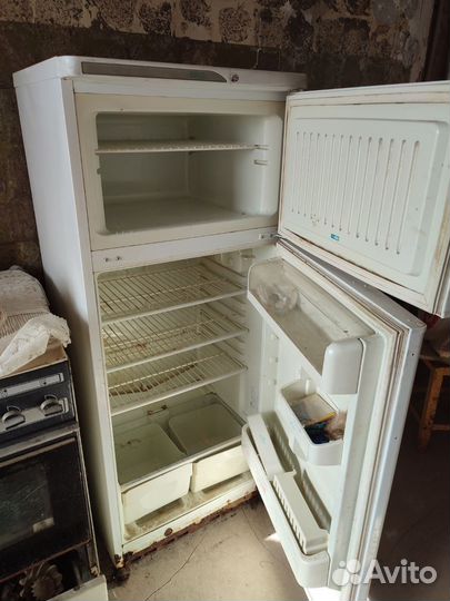 Холодильник бу