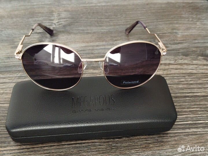 Солнцезащитные очки женские megapolis