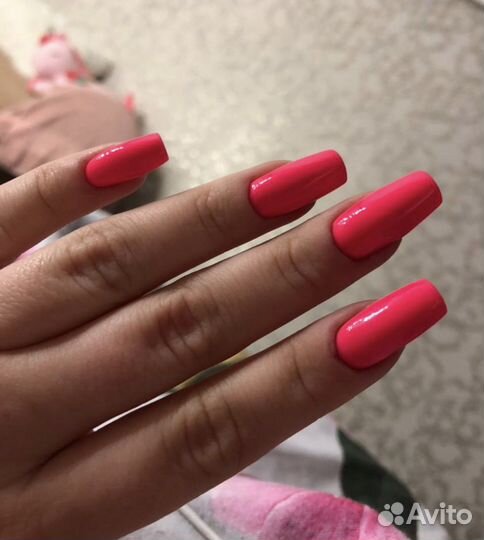 Маникюр с покрытием гель-лак, наращивание ногтей