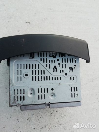 Штатная магнитола Toyota RAV4 Рестайлинг 2010г