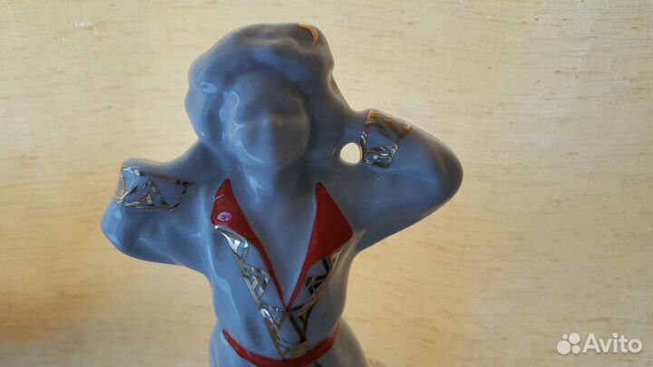 Фарфоровые статуэтки Хайта