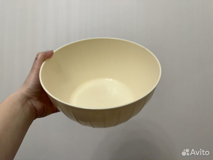 Чашки пластиковые 3 штуки по 2.8 литра