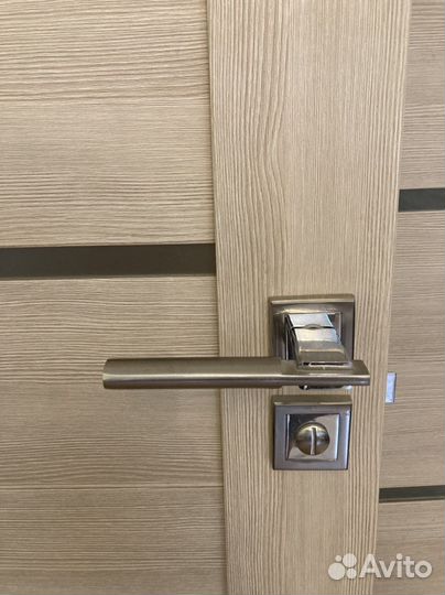 Дверь 70 на 200 межкомнатная с коробкой новая