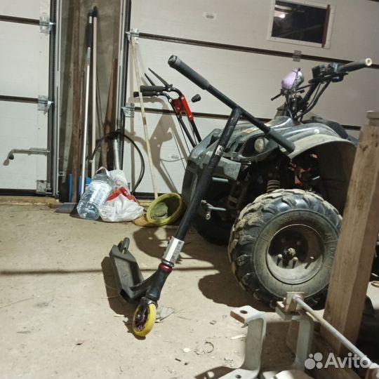 Трюковой самокат кастом парк