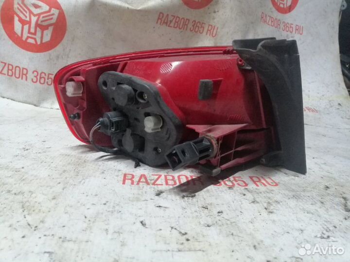 Фонарь задний правый Audi A4 B8 CDN 2009