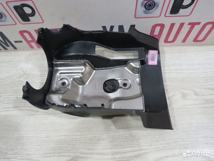 Кожух рулевой колонки Hyundai Solaris 2