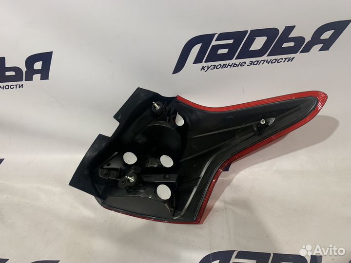 Фонарь Ford Focus 3 (11-15) хэтчбек левый