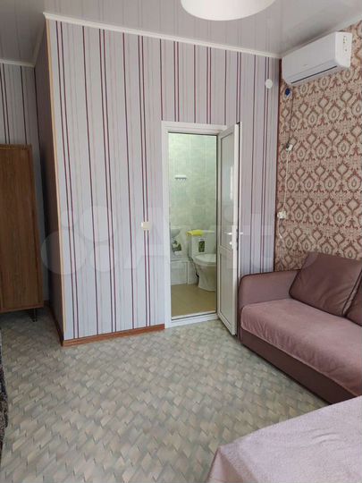 Комната 99 м² в 4-к., 1/2 эт.