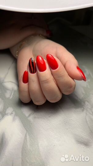 Маникюр, педикюр