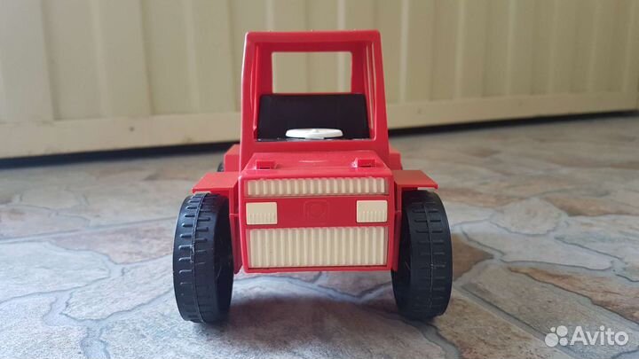 Трактор игрушечный СССР