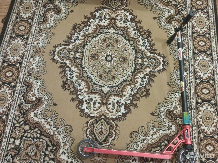 Трюковой самокат