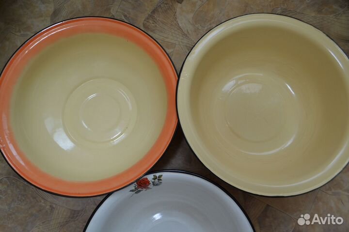 Тазик эмалированный