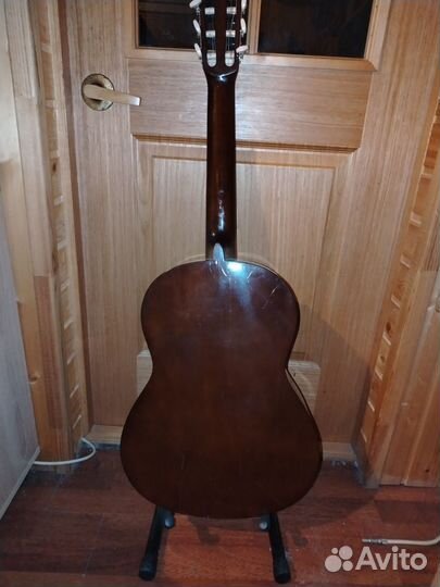 Акустическая гитара yamaha C40