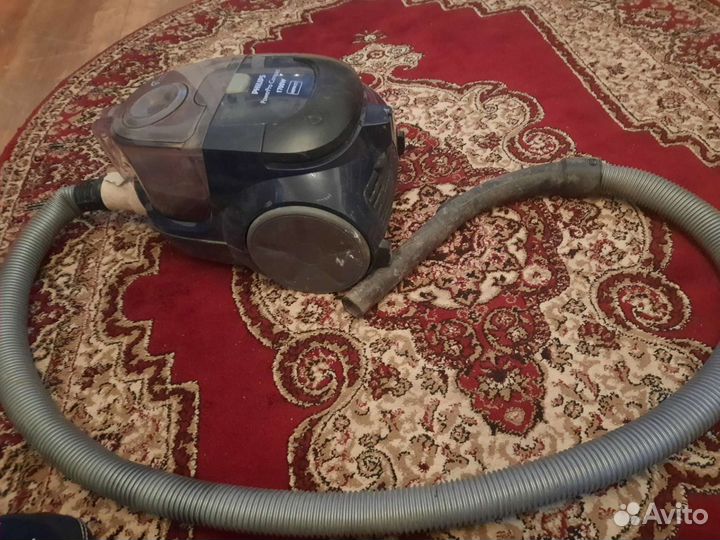 Пылесос philips