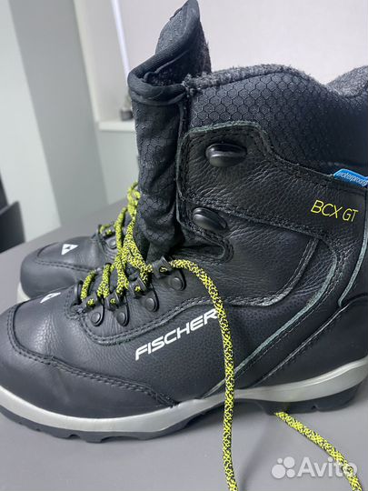 Ботинки для туристических лыж