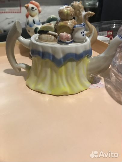 Дракон фарфор статуэтка