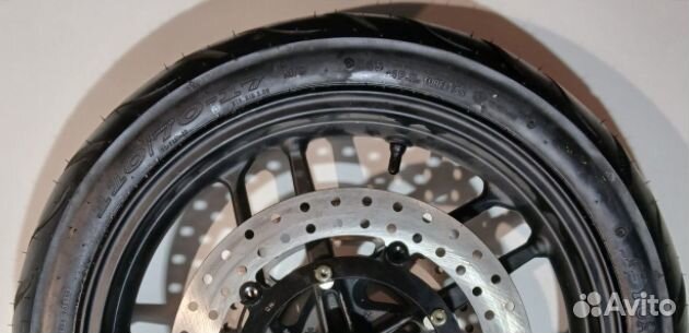 Колесо переднее с тормозными дисками 110/70-17 Motoland R1 300