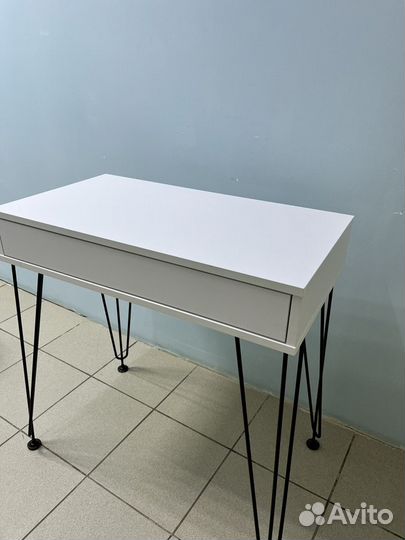 Туалетный столик