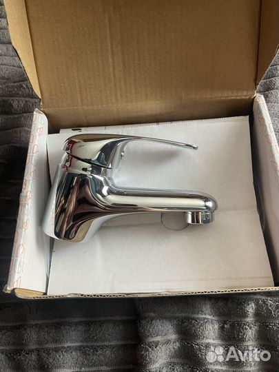 Смеситель для раковины