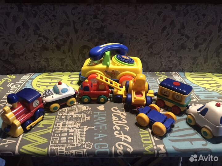 Игрушки паровозик