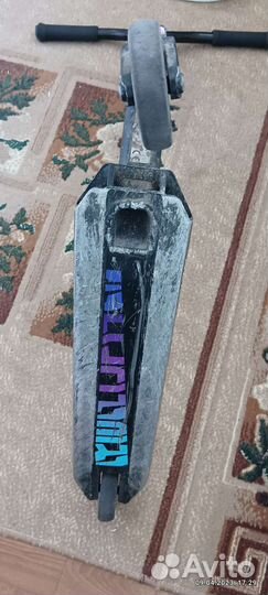 Трюковой самокат reaction