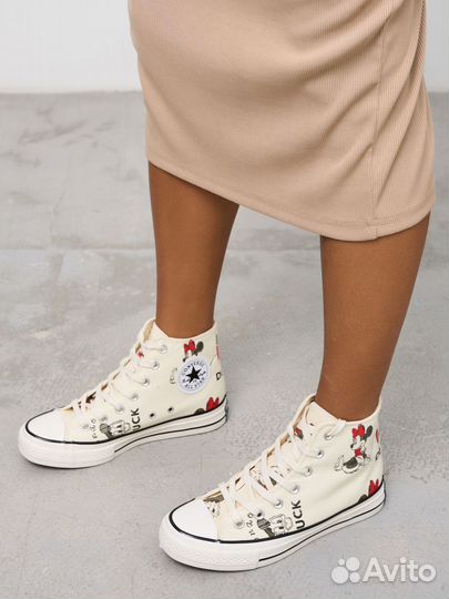 Converse mickey mouse