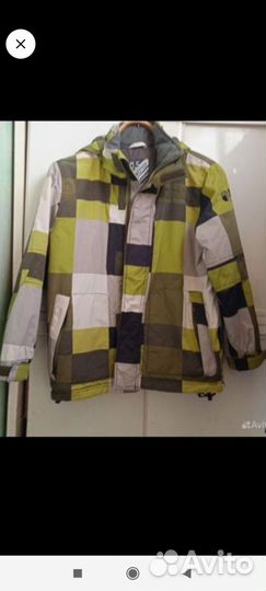 Куртка на мальчика134 Весна