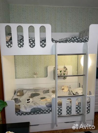 Кроватка двухярусная детская новая