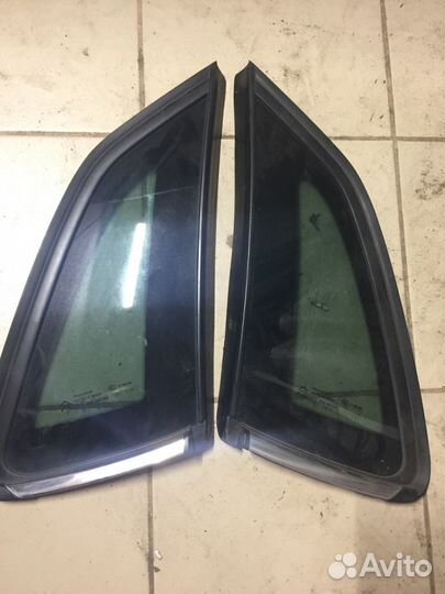 Задняя форточка Citroen C4