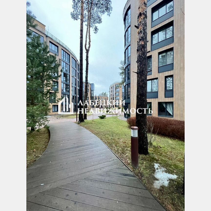 1-к. апартаменты, 47,7 м², 1/6 эт.