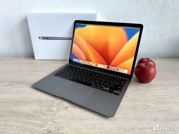 Новый MacBook Air 13'' 2020 M1 8Gb SSD 256Gb