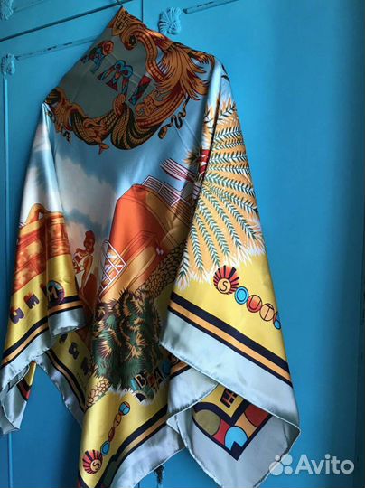 Платок шёлк винтаж Versace