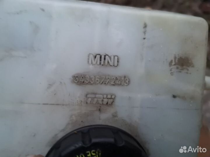 Главный тормозной цилиндр Mini Cooper 1.6 2008