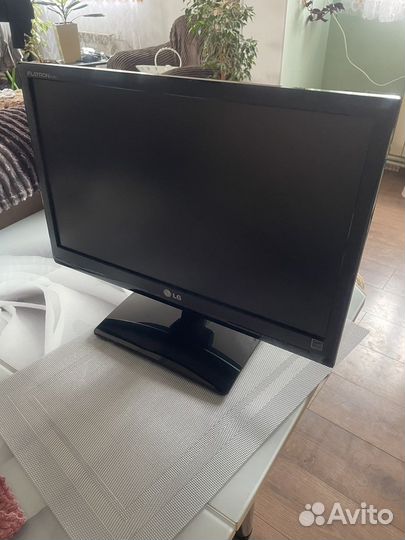 Монитор LG 19