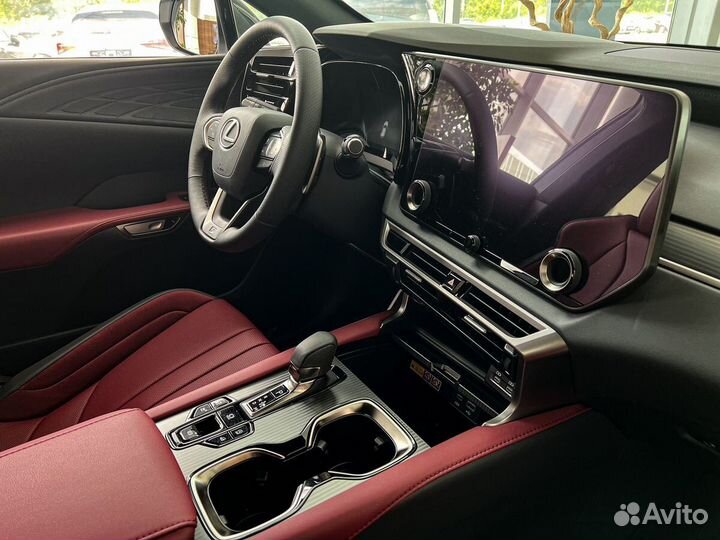 Lexus RX 2.4 AT, 2022