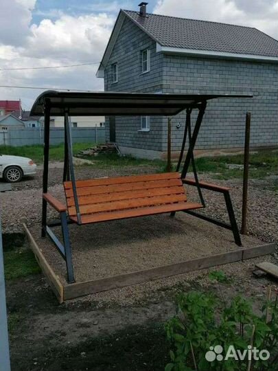 Садовые качели новые