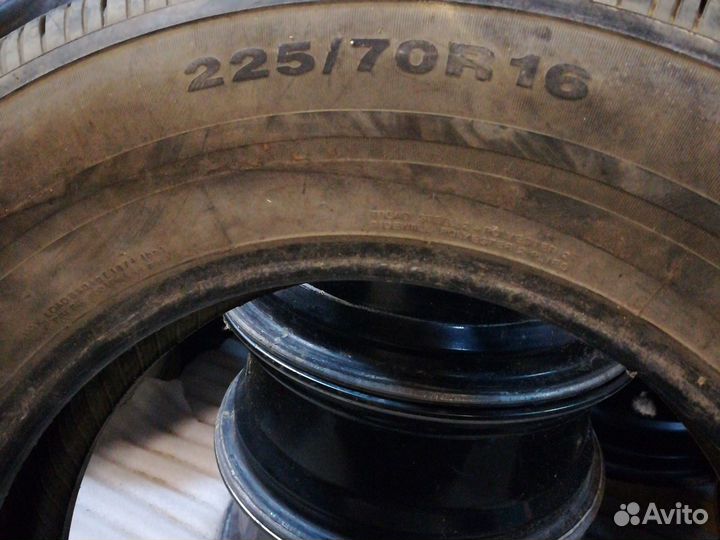 Kumho Radial 798 Plus 225/70 R16